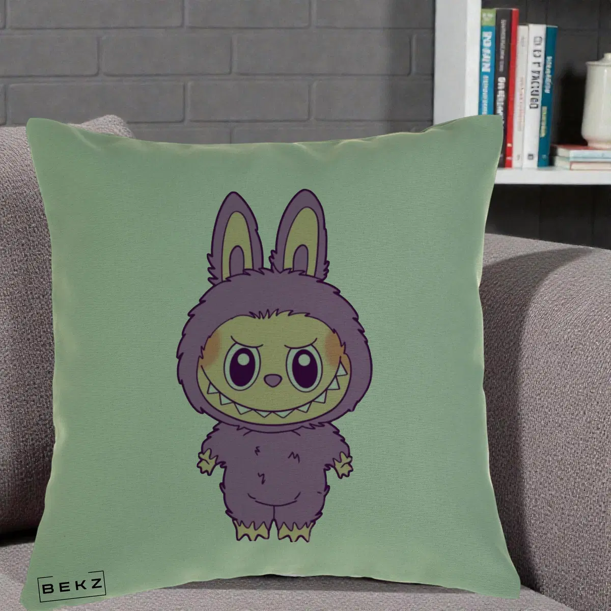 Perna Decorativa Labubu Violet Solo, 40x40 cm, Verde, Husa Detasabila, Perna, BEKZ®