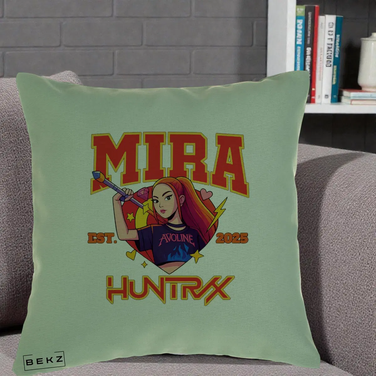 Perna Decorativa HUNTRX Mira Personaj Avoline, 40x40 cm, Verde, Husa Detasabila, Perna, BEKZ®