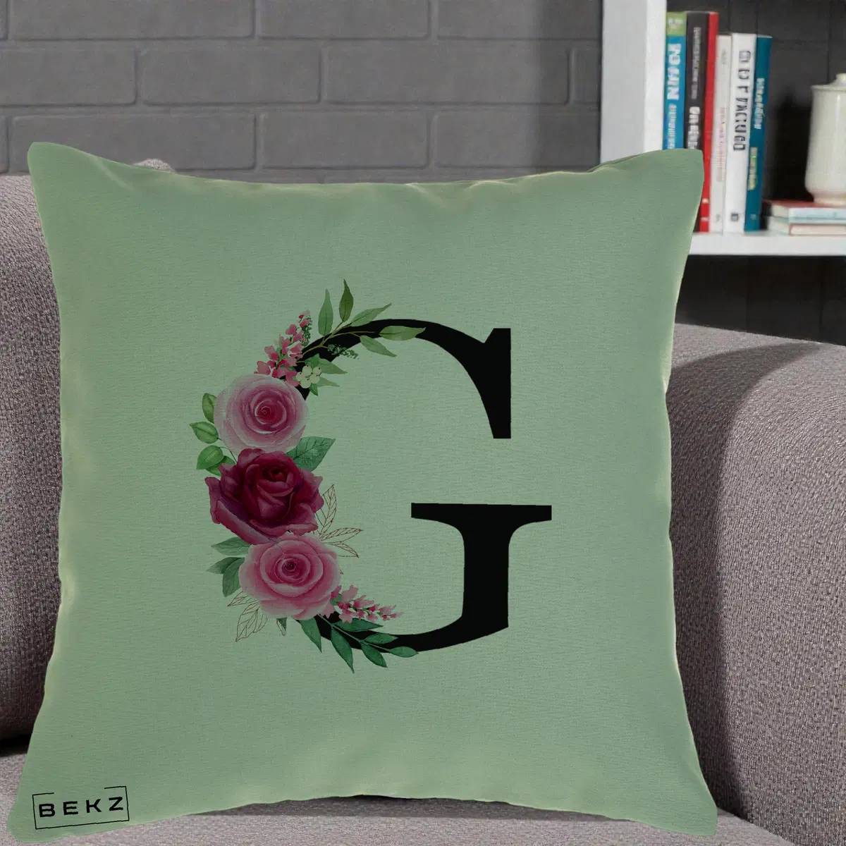 Perna Decorativa Monograma Florala Litera G, 40x40 cm, Verde, Husa Detasabila, Perna, BEKZ®