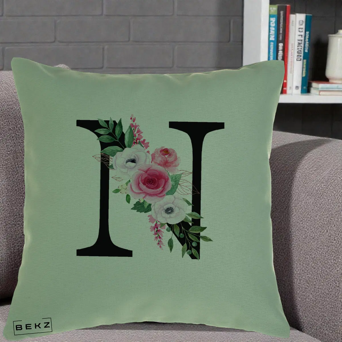 Perna Decorativa Monograma Florala Litera N, 40x40 cm, Verde, Husa Detasabila, Perna, BEKZ®