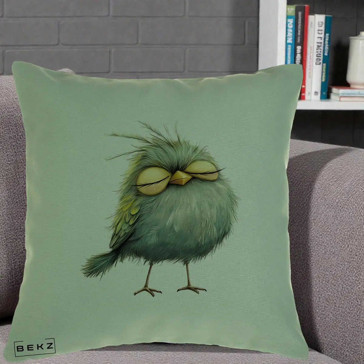 Perna Decorativa Pasare Teal Adormita cu Ochi Galbeni, 40x40 cm, Verde, Husa Detasabila, Perna, BEKZ®