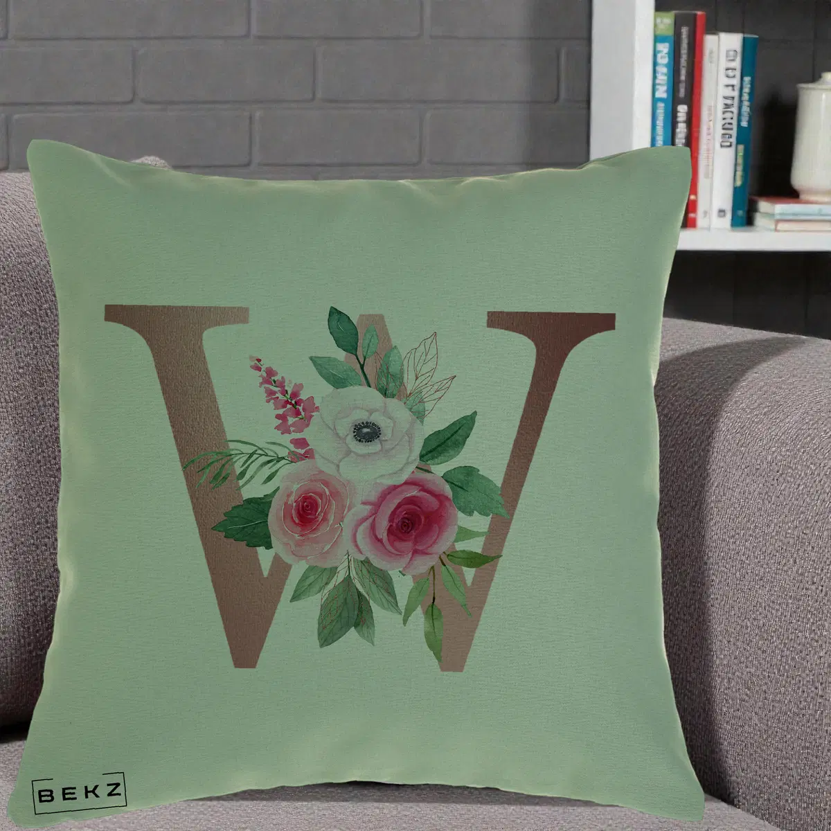 Perna Decorativa Monograma Rose Gold Litera W cu Trandafiri si Anemona, 40x40 cm, Verde, Husa Detasabila, Perna, BEKZ®