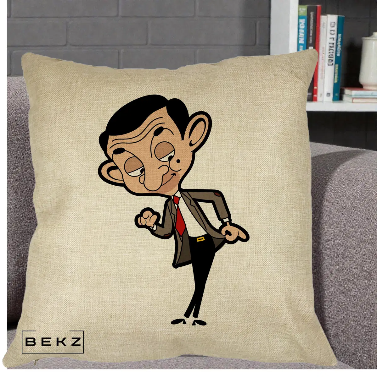 Perna Decorativa Mr. Bean Caricatura, 40x40 cm, Crem, Husa Detasabila, Perna, BEKZ®