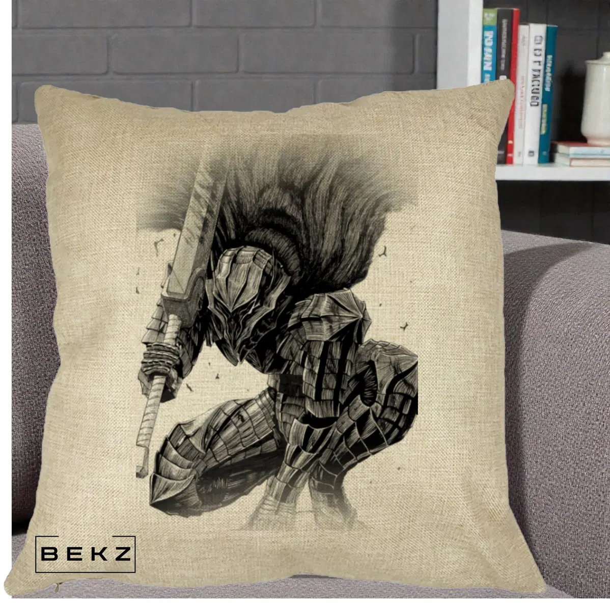 Perna Decorativa Berserk Guts Armor of Darkness Manga, 40x40 cm, Crem, Husa Detasabila, Perna, BEKZ®