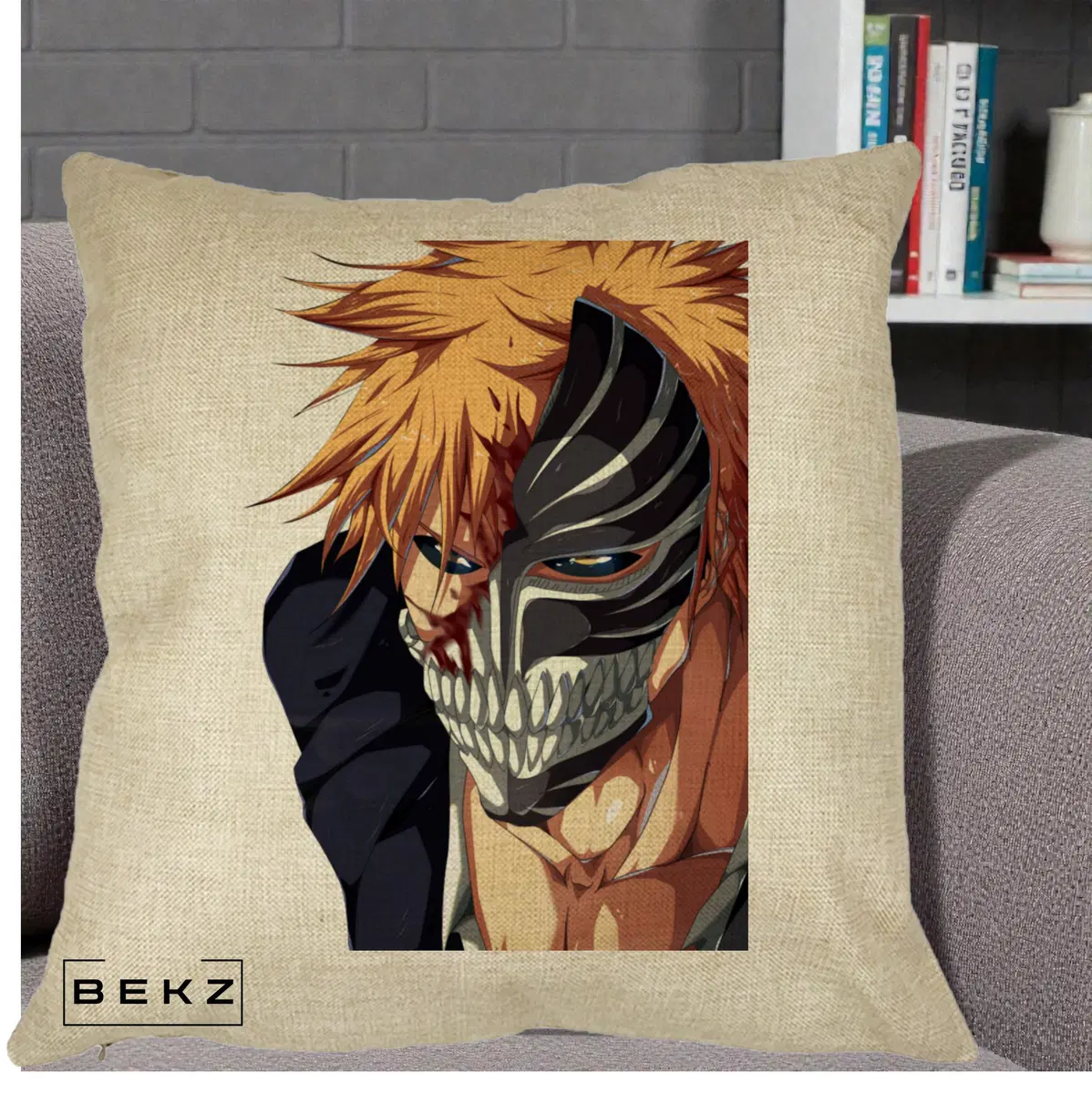 Perna Decorativa Bleach Ichigo Masca Hollow, 40x40 cm, Crem, Husa Detasabila, Perna, BEKZ®