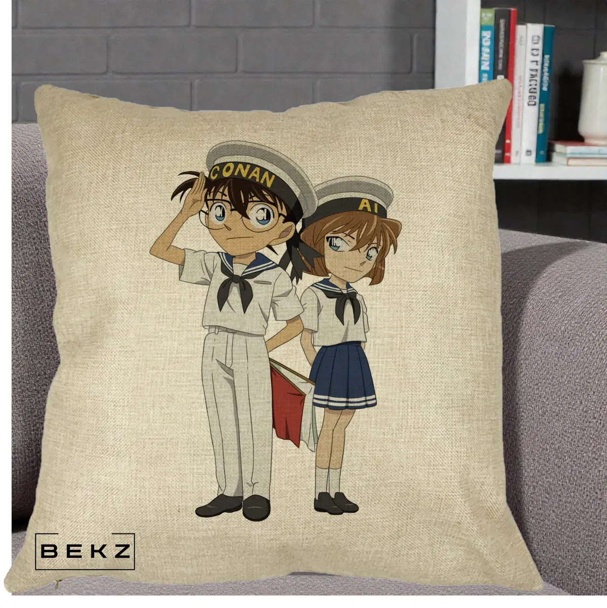 Perna Decorativa Detective Conan Conan si Ai Sailor, 40x40 cm, Crem, Husa Detasabila, Perna, BEKZ®