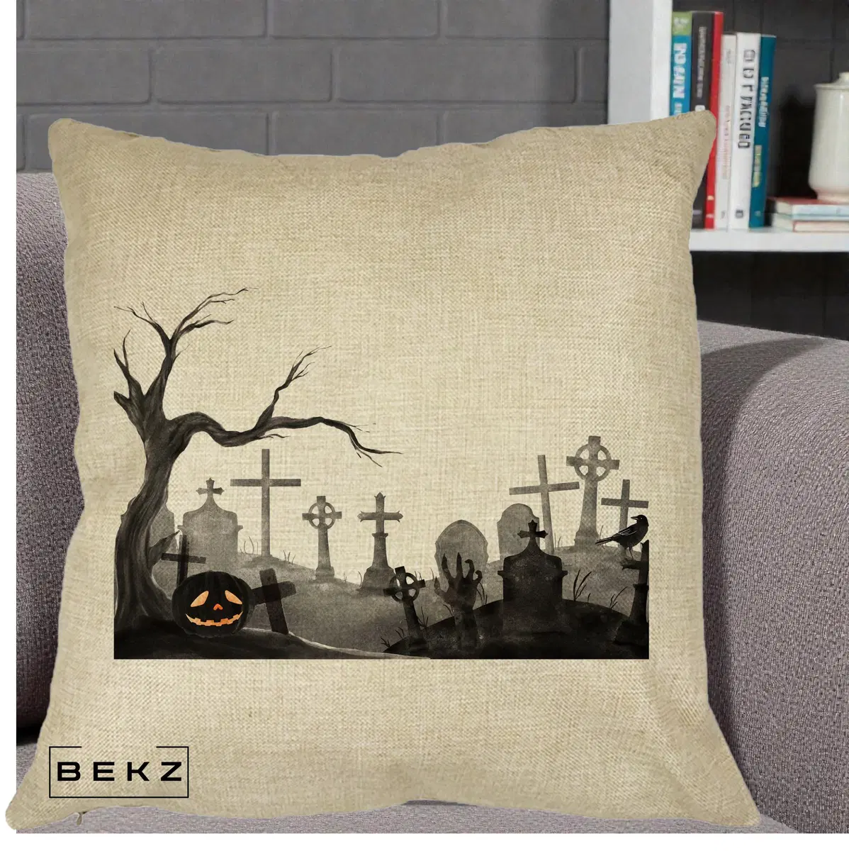 Perna Decorativa Halloween Cimitir Acuarela cu Dovleac, 40x40 cm, Crem, Husa Detasabila, Perna, BEKZ®