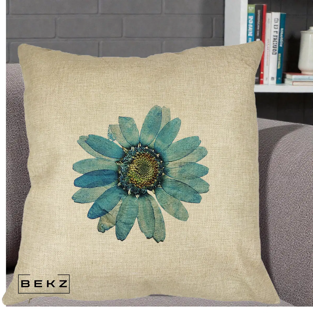 Perna Decorativa Floare Gerbera Teal Acuarela, 40x40 cm, Crem, Husa Detasabila, Perna, BEKZ®