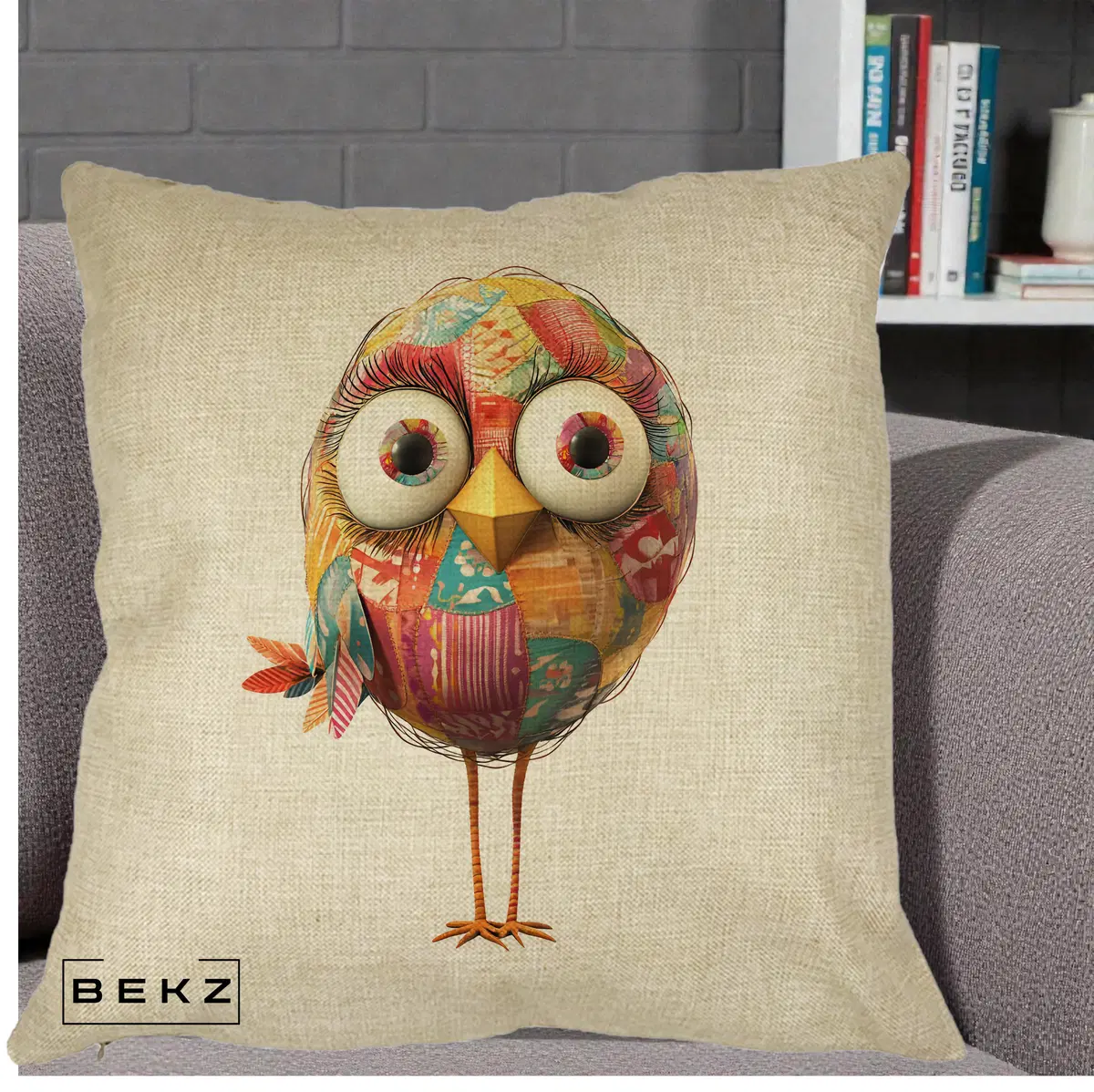 Perna Decorativa Pasare Patchwork cu Gene Lungi, 40x40 cm, Crem, Husa Detasabila, Perna, BEKZ®