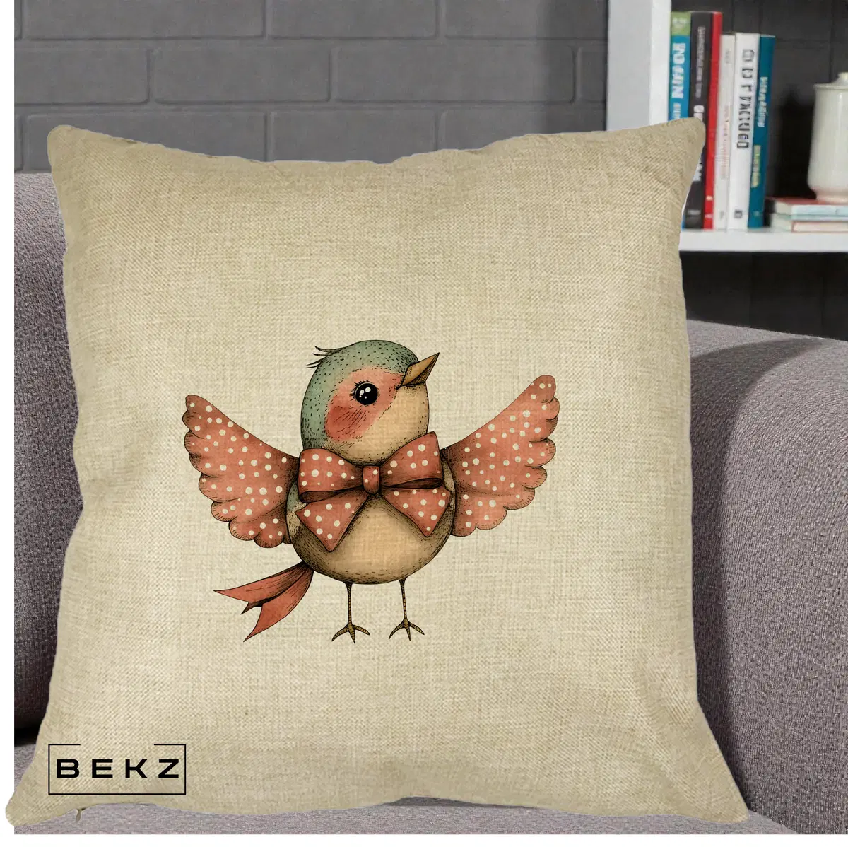 Perna Decorativa Pasare Roz cu Aripi si Fundita, 40x40 cm, Crem, Husa Detasabila, Perna, BEKZ®