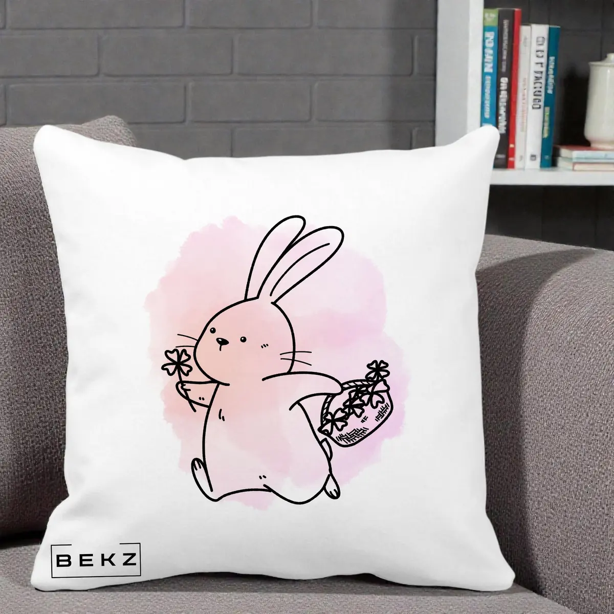 Perna Decorativa Iepuras Kawaii cu Cosulet Floral, 40x40 cm, Alba Mata, Husa Detasabila, Perna, BEKZ®