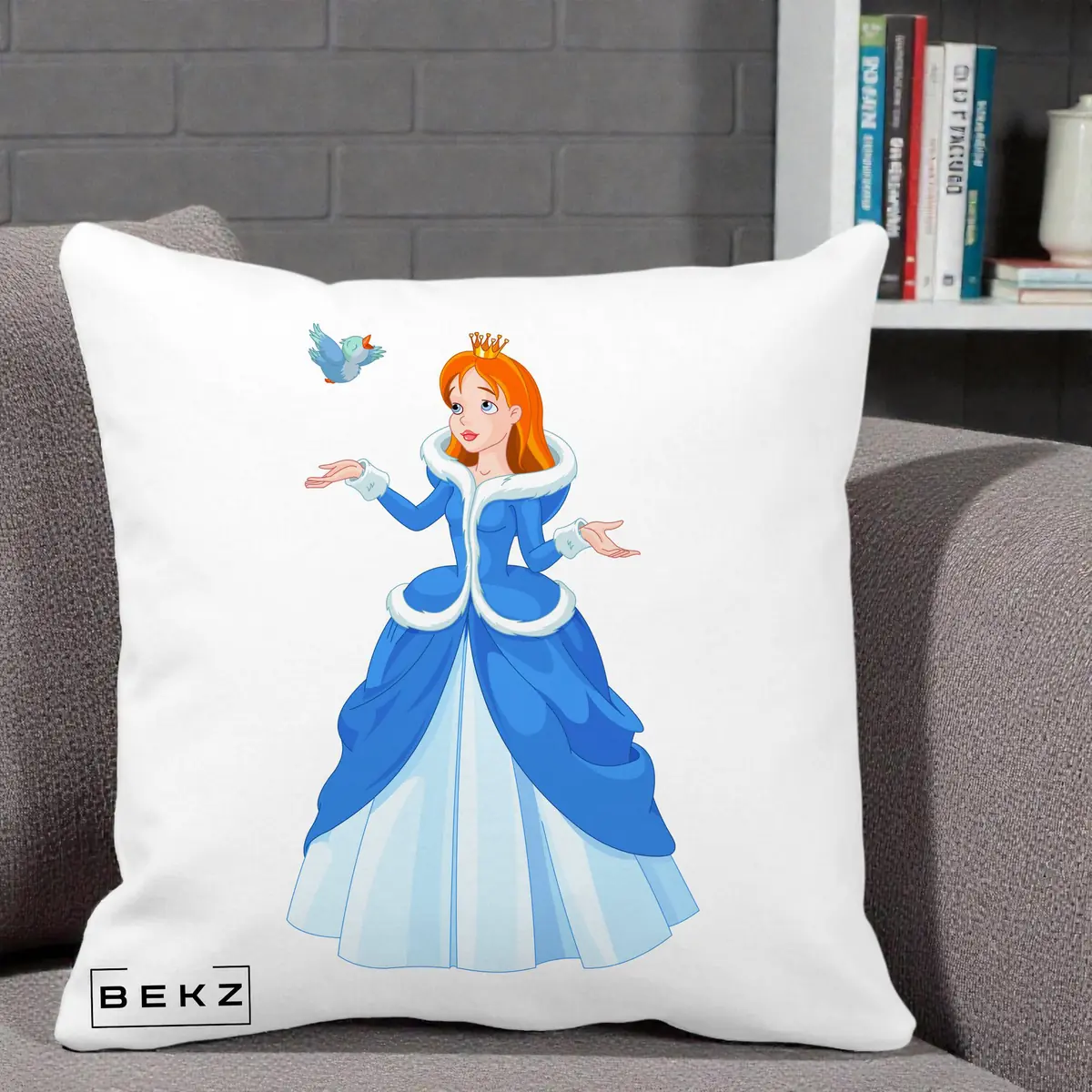 Perna Decorativa Printesa Albastra cu Pasare, 40x40 cm, Alba Mata, Husa Detasabila, Perna, BEKZ®