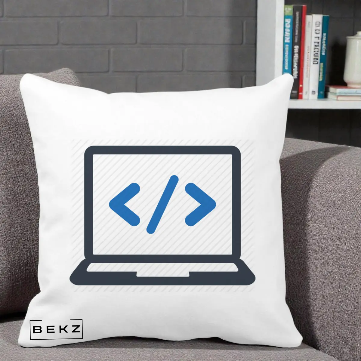 Perna Decorativa Laptop Cod HTML, 40x40 cm, Alba Mata, Husa Detasabila, Perna, BEKZ®