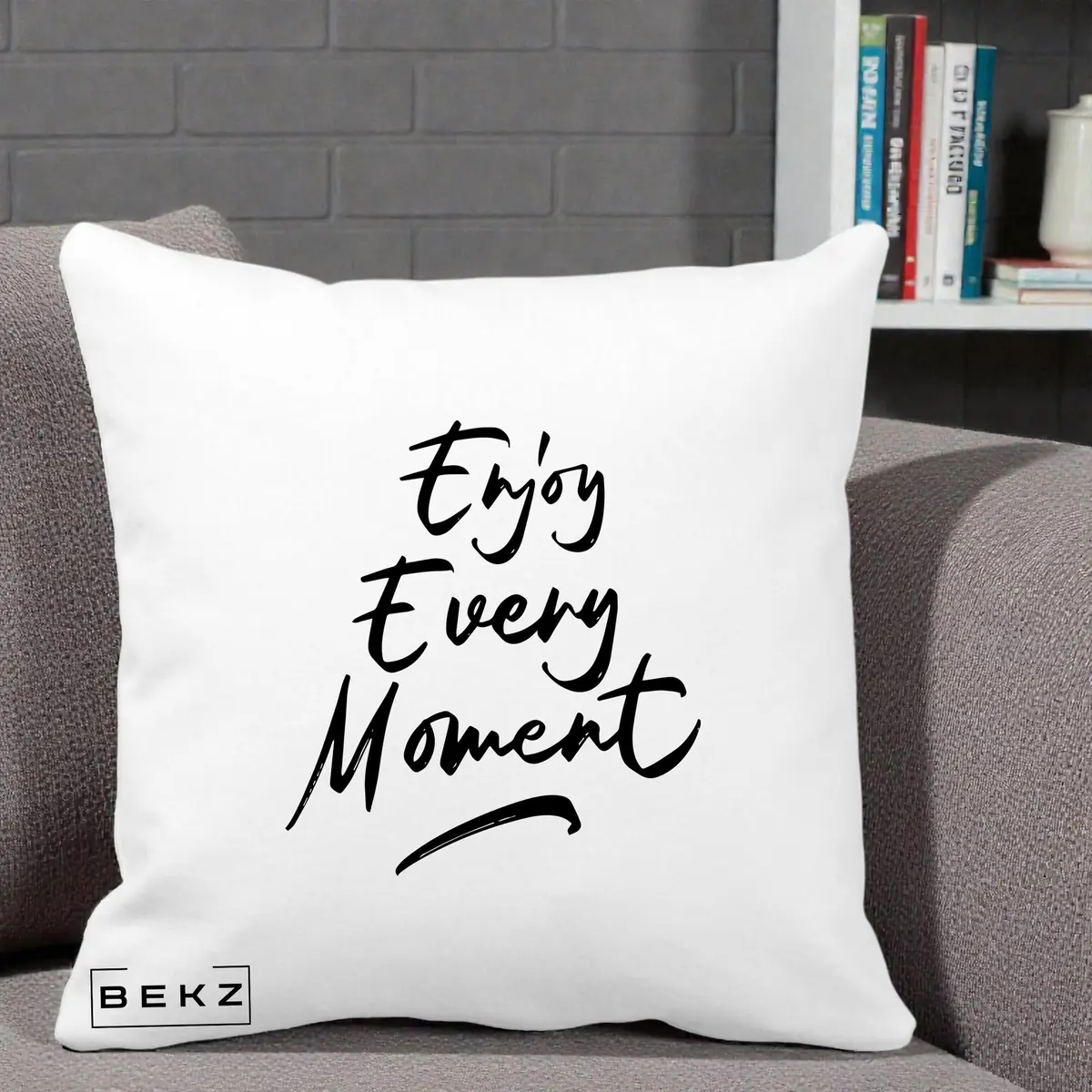 Perna Decorativa Enjoy Every Moment, 40x40 cm, Alba Mata, Husa Detasabila, Perna, BEKZ®