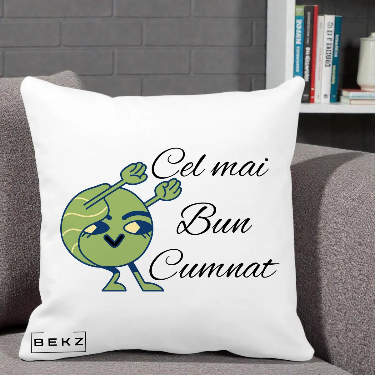 Perna Decorativa Cel mai Bun Cumnat cu Personaj Funny Verde, 40x40 cm, Alba Mata, Husa Detasabila, Perna, BEKZ®