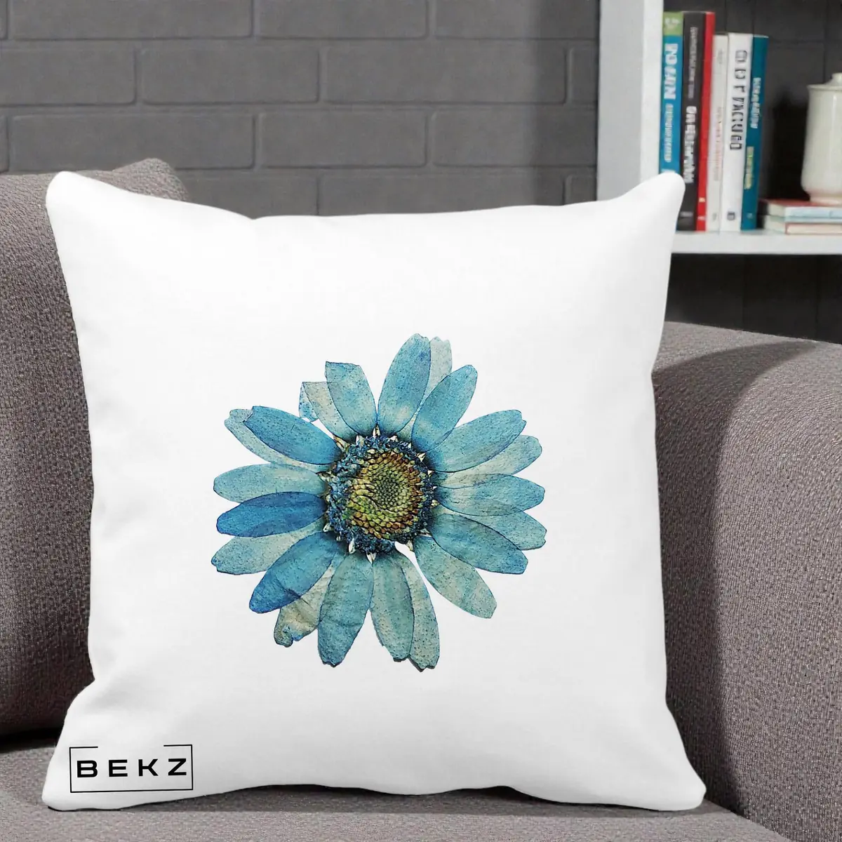 Perna Decorativa Floare Gerbera Teal Acuarela, 40x40 cm, Alba Mata, Husa Detasabila, Perna, BEKZ®