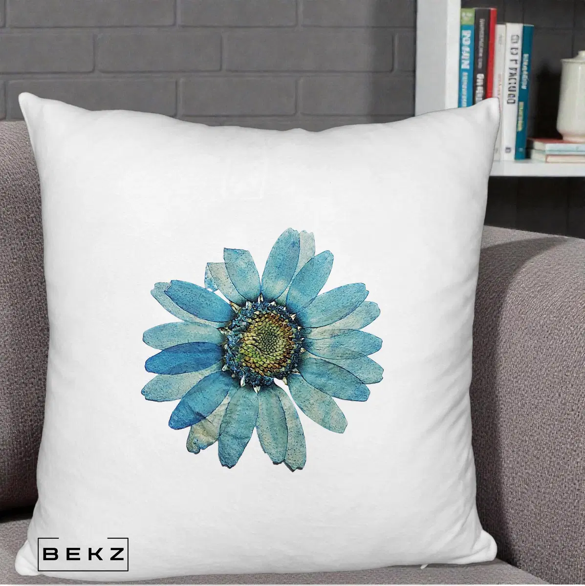 Perna Decorativa Floare Gerbera Teal Acuarela, 40x40 cm, Alb Pufos, Husa Detasabila, Perna, BEKZ®