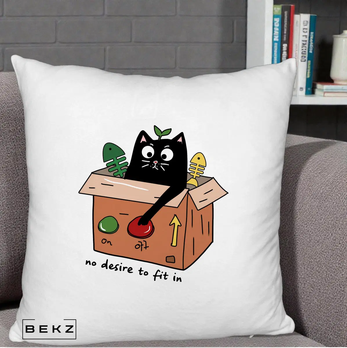 Perna Decorativa Pisica in Cutie No Desire to Fit In, 40x40 cm, Alb Pufos, Husa Detasabila, Perna, BEKZ®