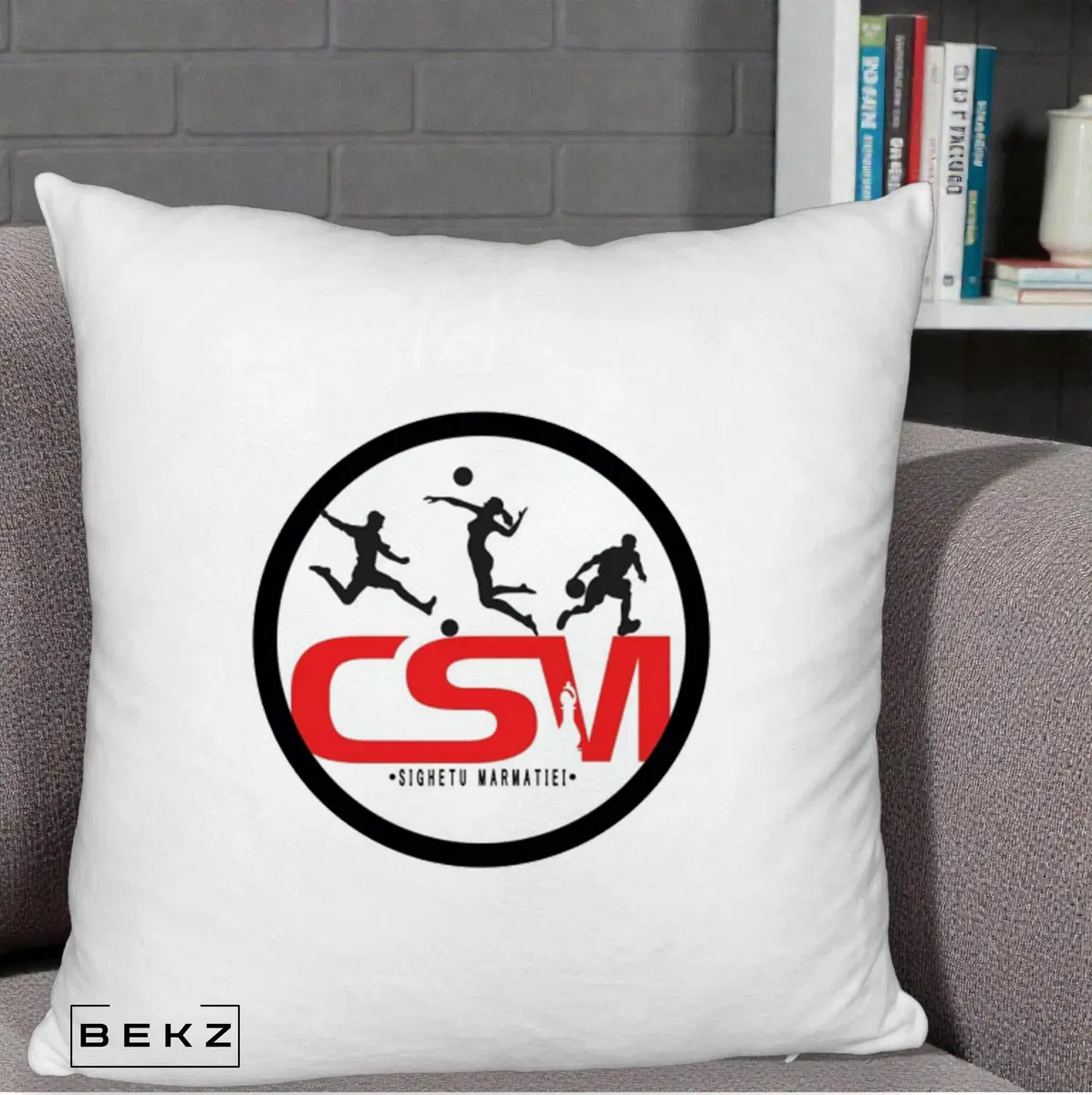 Perna Decorativa CSM Sighetu Marmatiei Sport, 40x40 cm, Alb Pufos, Husa Detasabila, Perna, BEKZ®