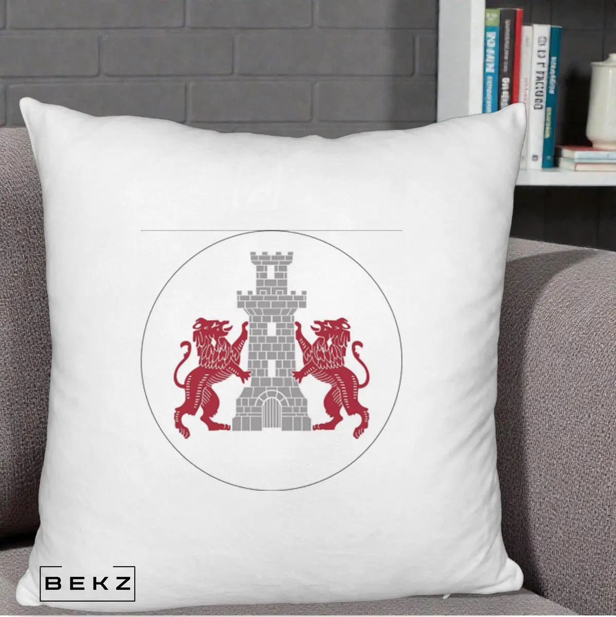 Perna Decorativa Cetatea Turnu Magurele Heraldic, 40x40 cm, Alb Pufos, Husa Detasabila, Perna, BEKZ®