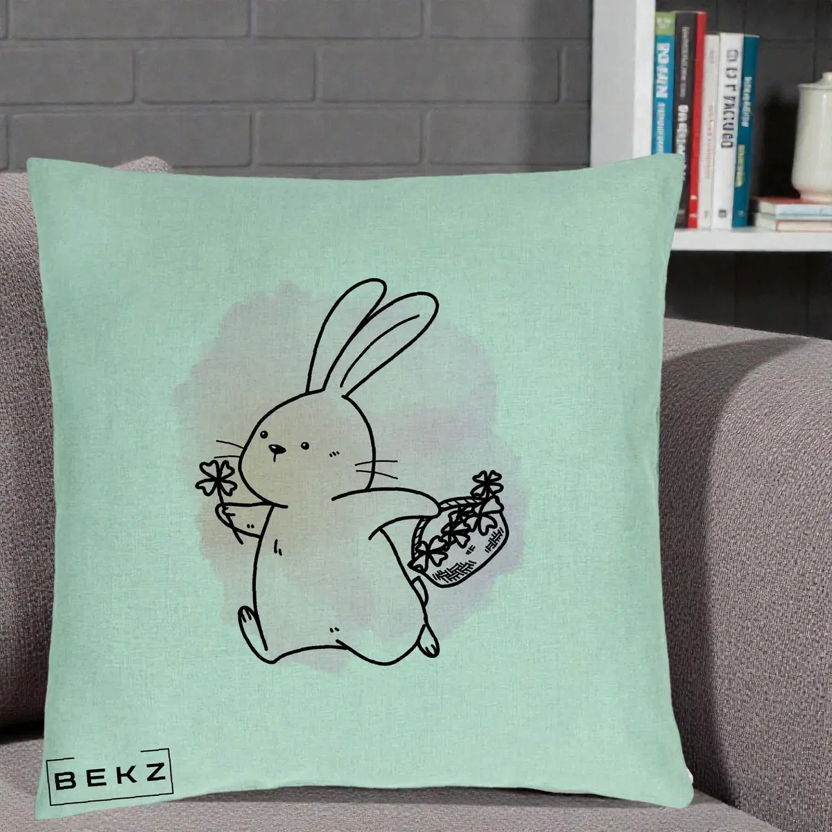 Perna Decorativa Iepuras Kawaii cu Cosulet Floral, 40x40 cm, Verde Menta, Husa Detasabila, Perna, BEKZ®