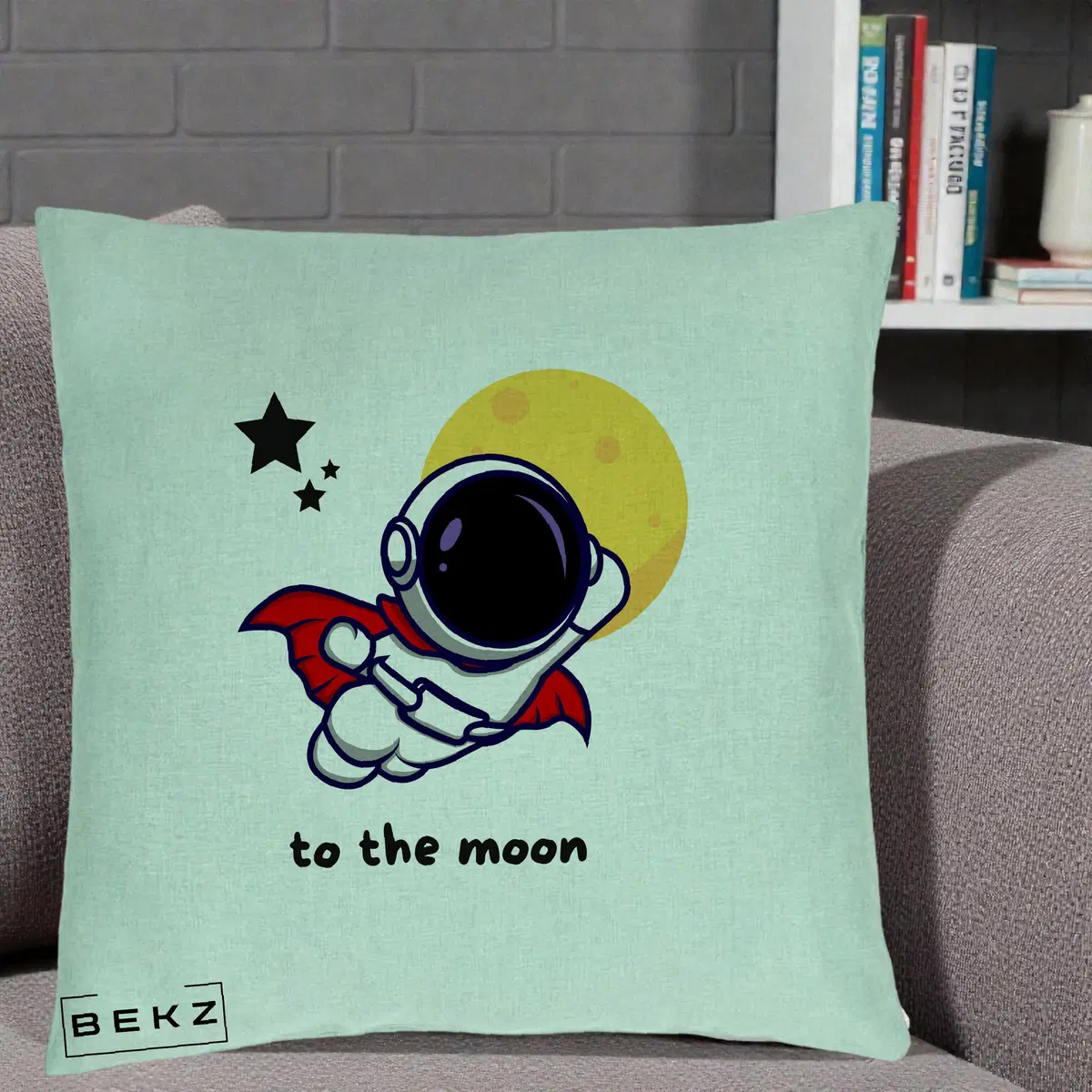 Perna Decorativa Astronaut To The Moon, 40x40 cm, Verde Menta, Husa Detasabila, Perna, BEKZ®