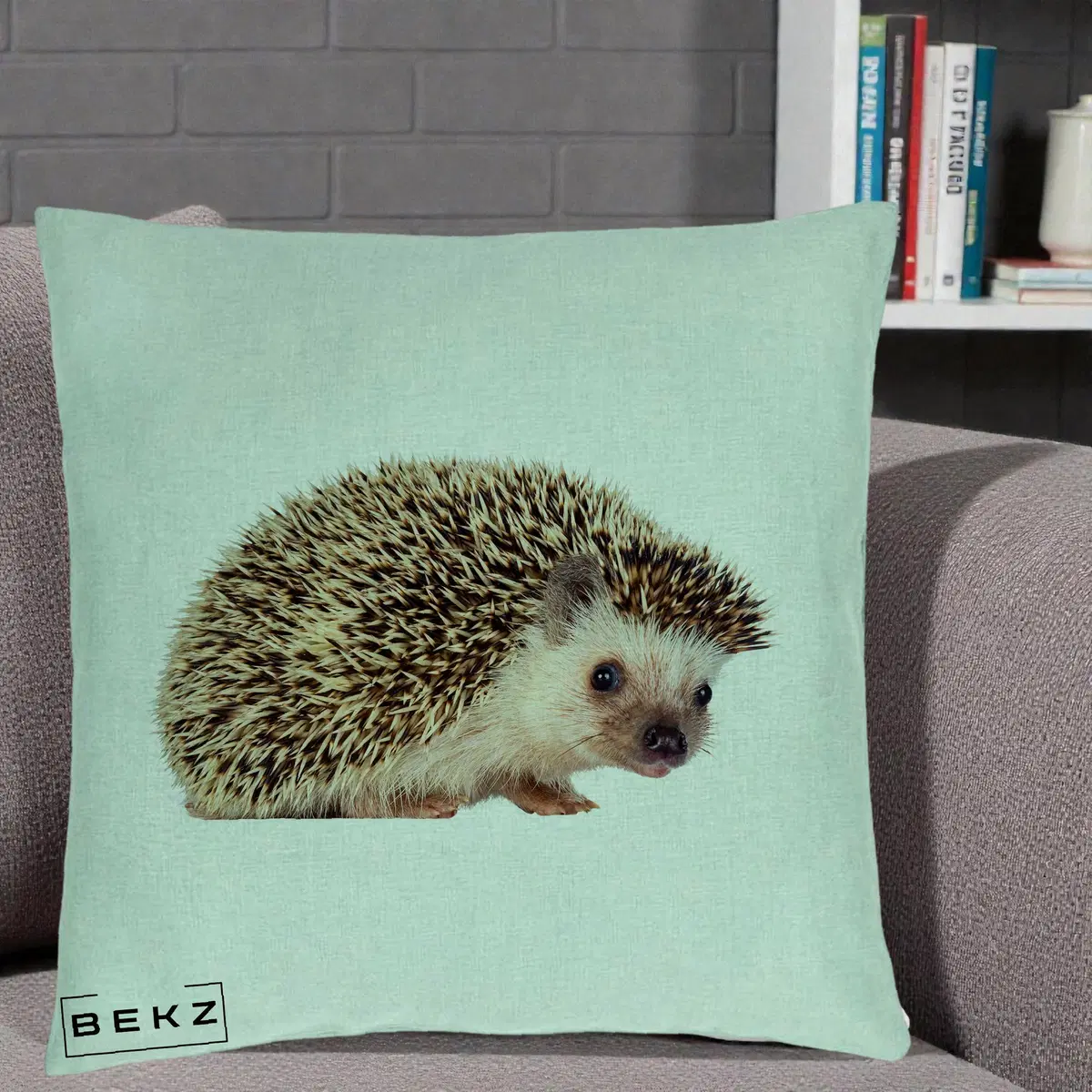 Perna Decorativa Arici Fotorealist, 40x40 cm, Verde Menta, Husa Detasabila, Perna, BEKZ®