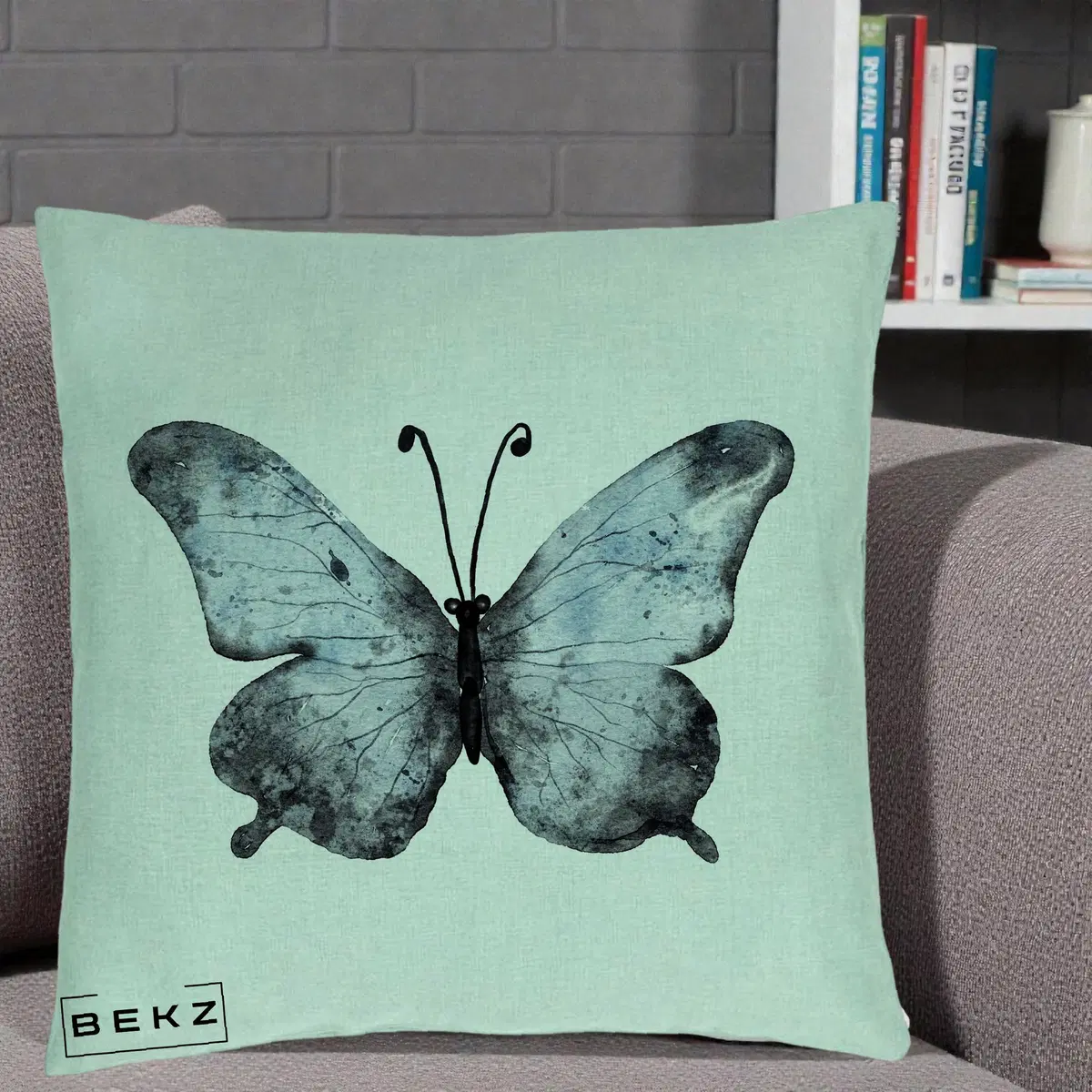 Perna Decorativa Fluture Acuarela Albastru-Gri, 40x40 cm, Verde Menta, Husa Detasabila, Perna, BEKZ®