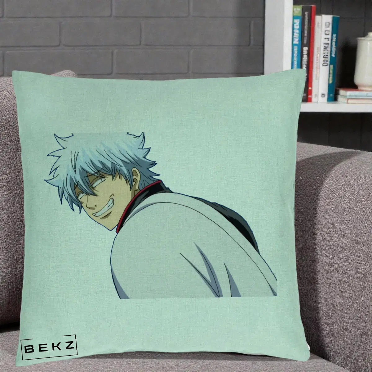 Perna Decorativa Gintama Gintoki Portret cu Zambet, 40x40 cm, Verde Menta, Husa Detasabila, Perna, BEKZ®