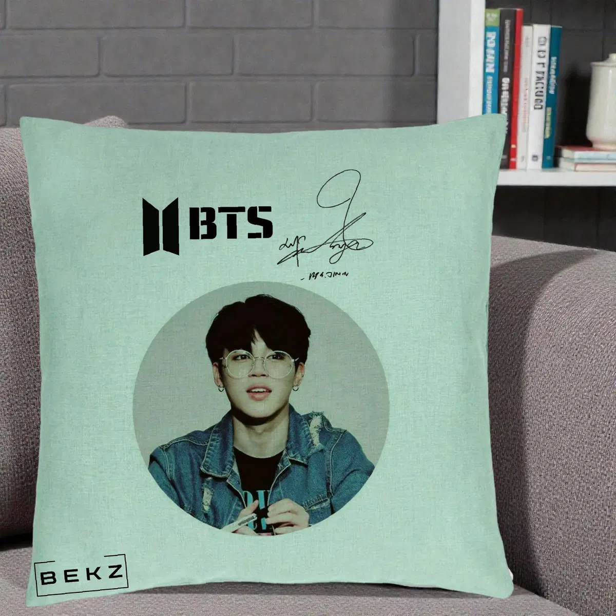 Perna Decorativa BTS Jimin Portret Cerc Logo Autograf Geaca, 40x40 cm, Verde Menta, Husa Detasabila, Perna, BEKZ®