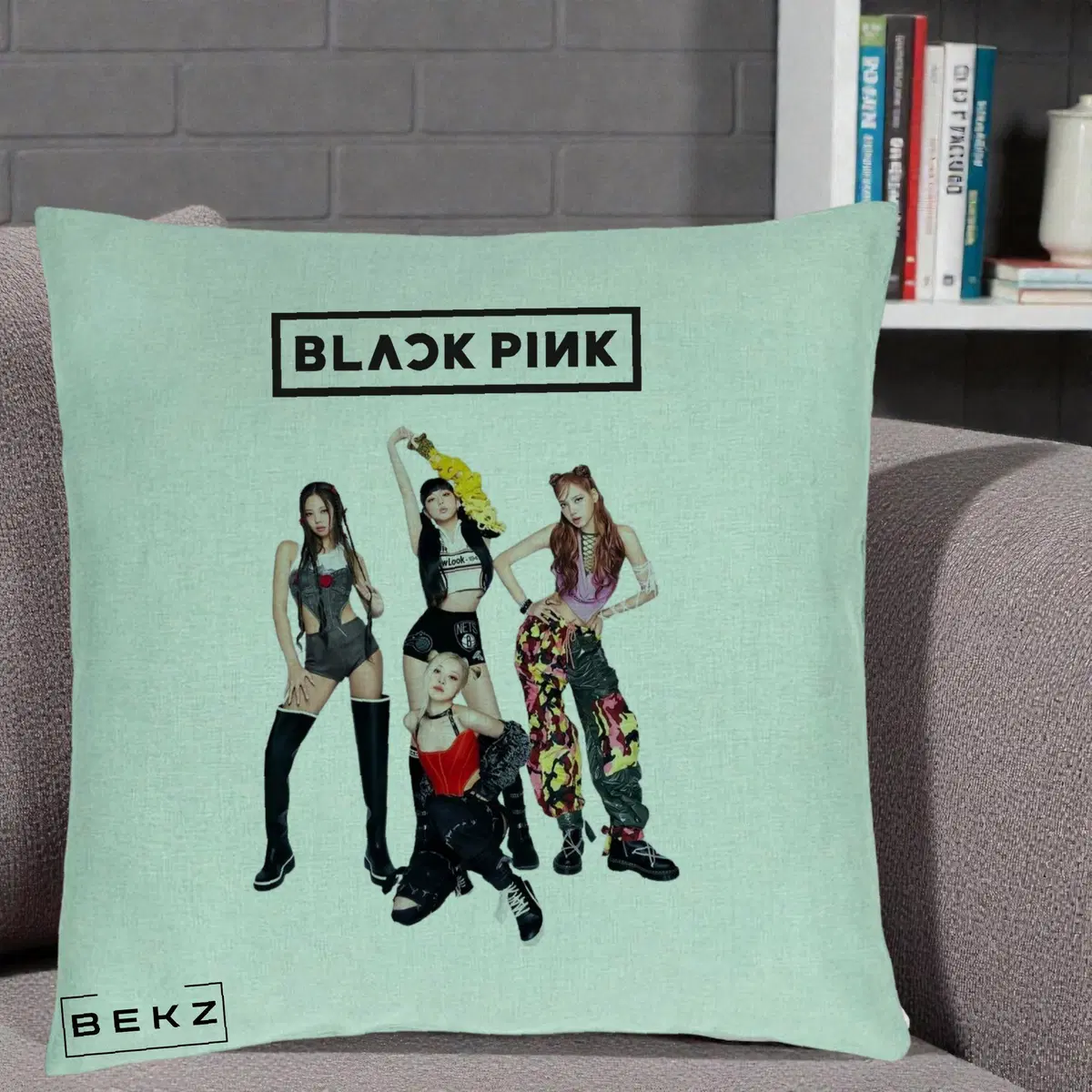 Perna Decorativa BLACKPINK Fotografie Grup Autografe Toate Membre, 40x40 cm, Verde Menta, Husa Detasabila, Perna, BEKZ®