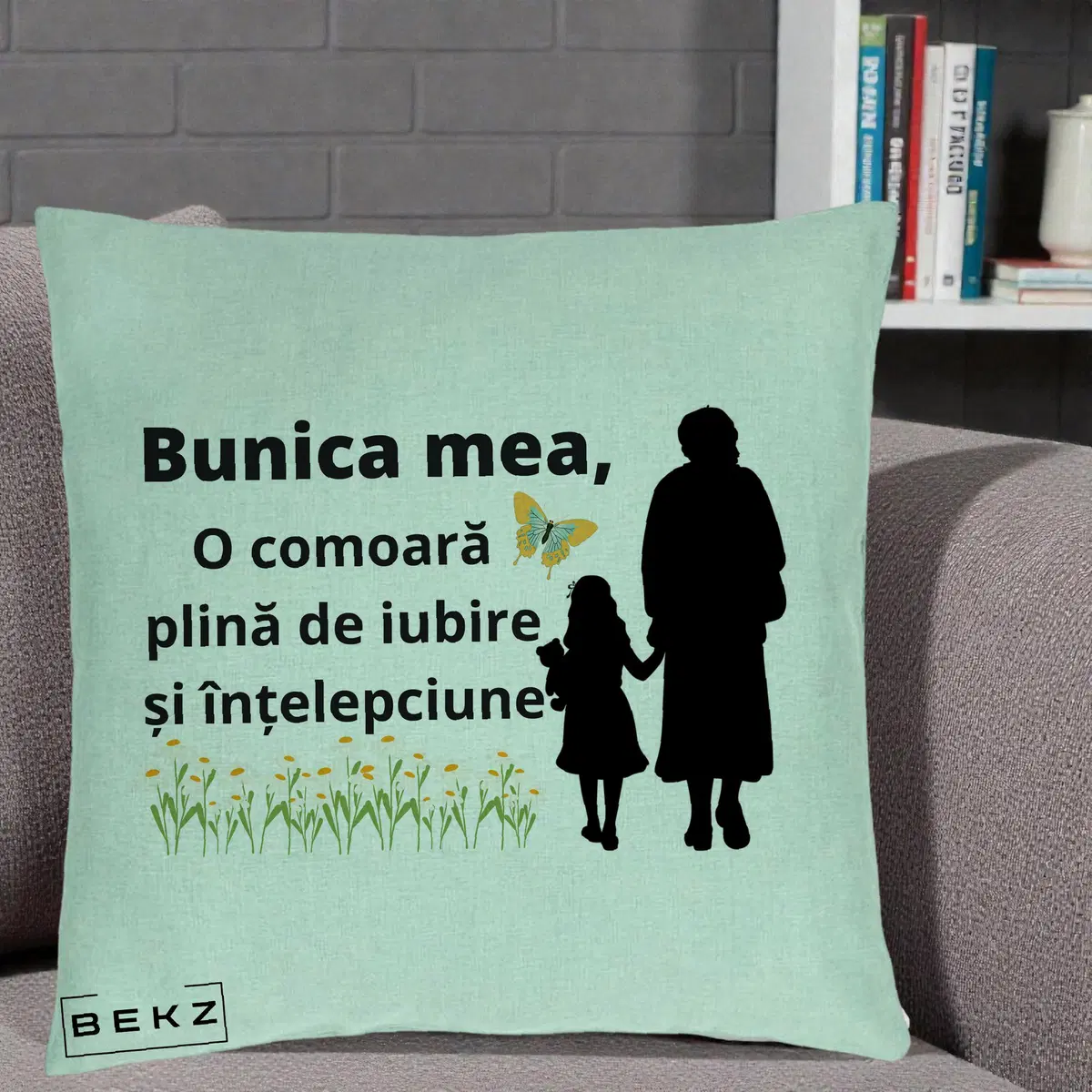 Perna Decorativa Bunica Mea Comoara Iubire Intelepciune Varianta Extinsa, 40x40 cm, Verde Menta, Husa Detasabila, Perna, BEKZ®