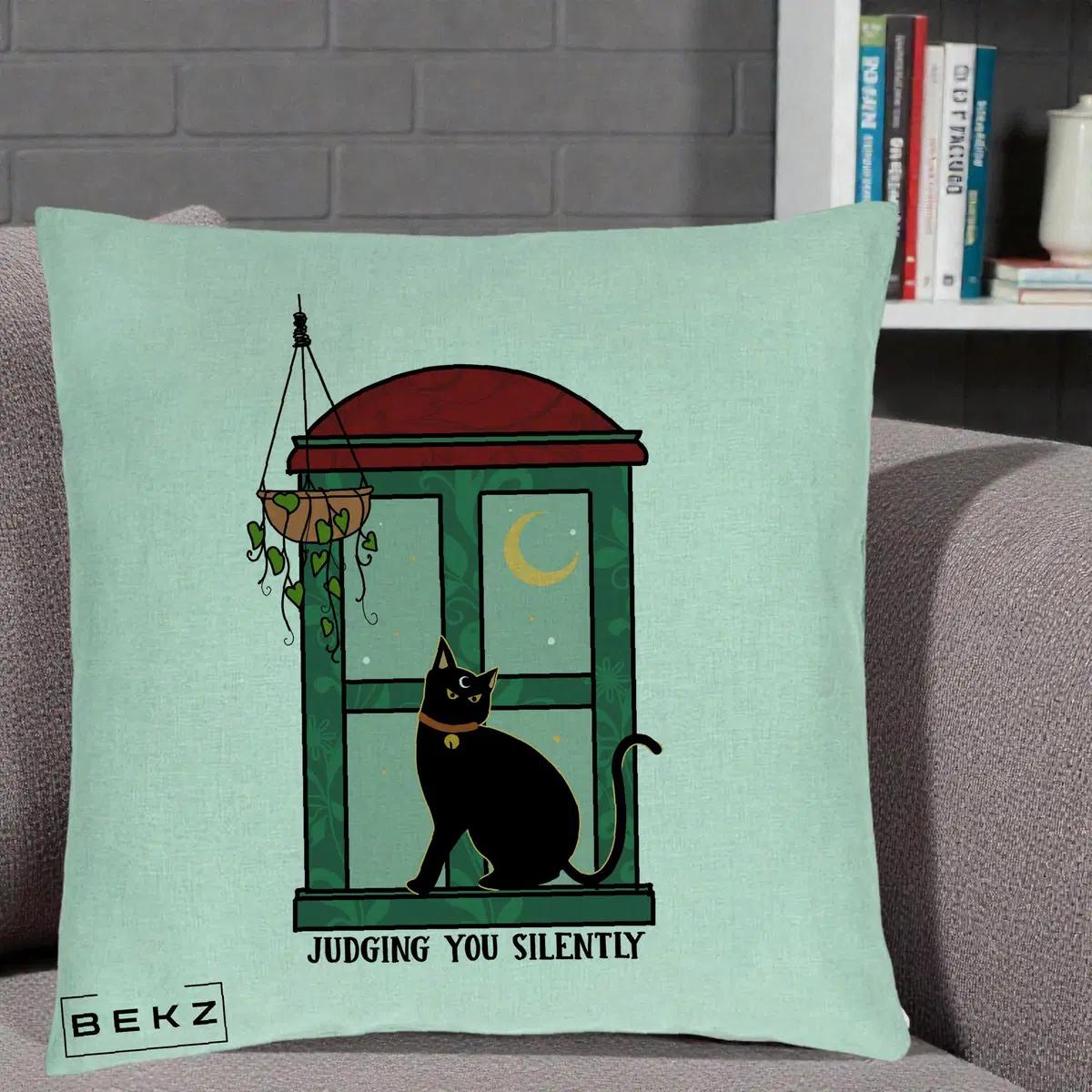Perna Decorativa Judging You Silently Pisica Geam, 40x40 cm, Verde Menta, Husa Detasabila, Perna, BEKZ®