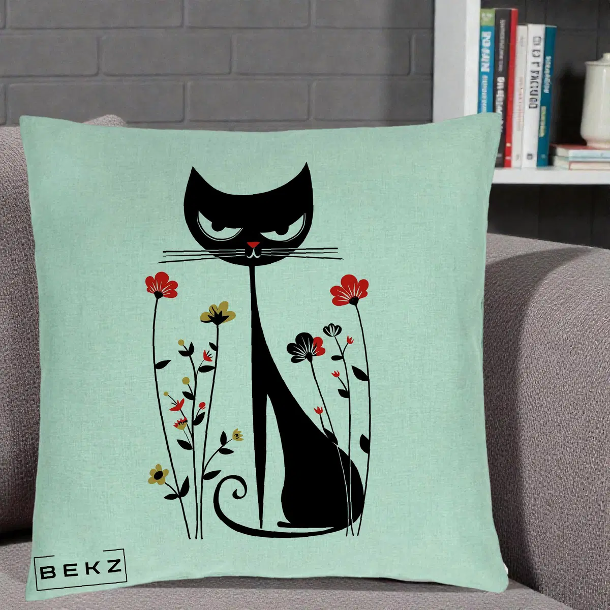 Perna Decorativa Pisica Neagra Grafica Flori Rosii, 40x40 cm, Verde Menta, Husa Detasabila, Perna, BEKZ®