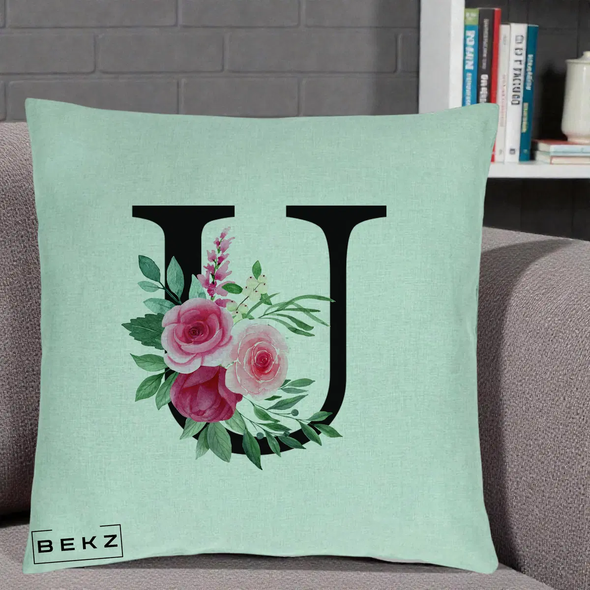 Perna Decorativa Monograma Florala Litera U, 40x40 cm, Verde Menta, Husa Detasabila, Perna, BEKZ®