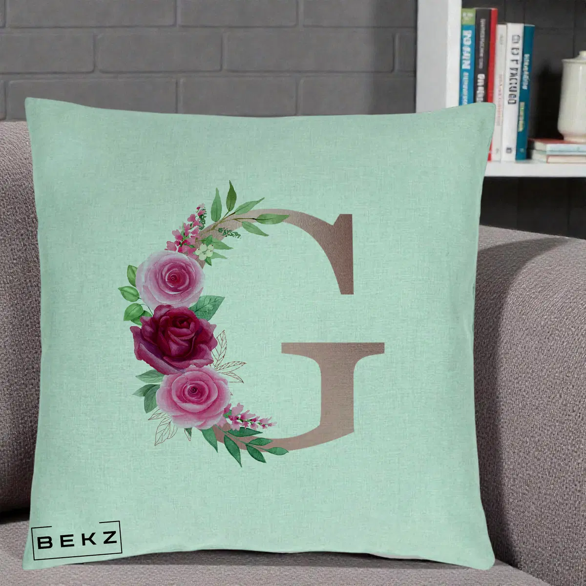 Perna Decorativa Monograma Rose Gold Litera G, 40x40 cm, Verde Menta, Husa Detasabila, Perna, BEKZ®