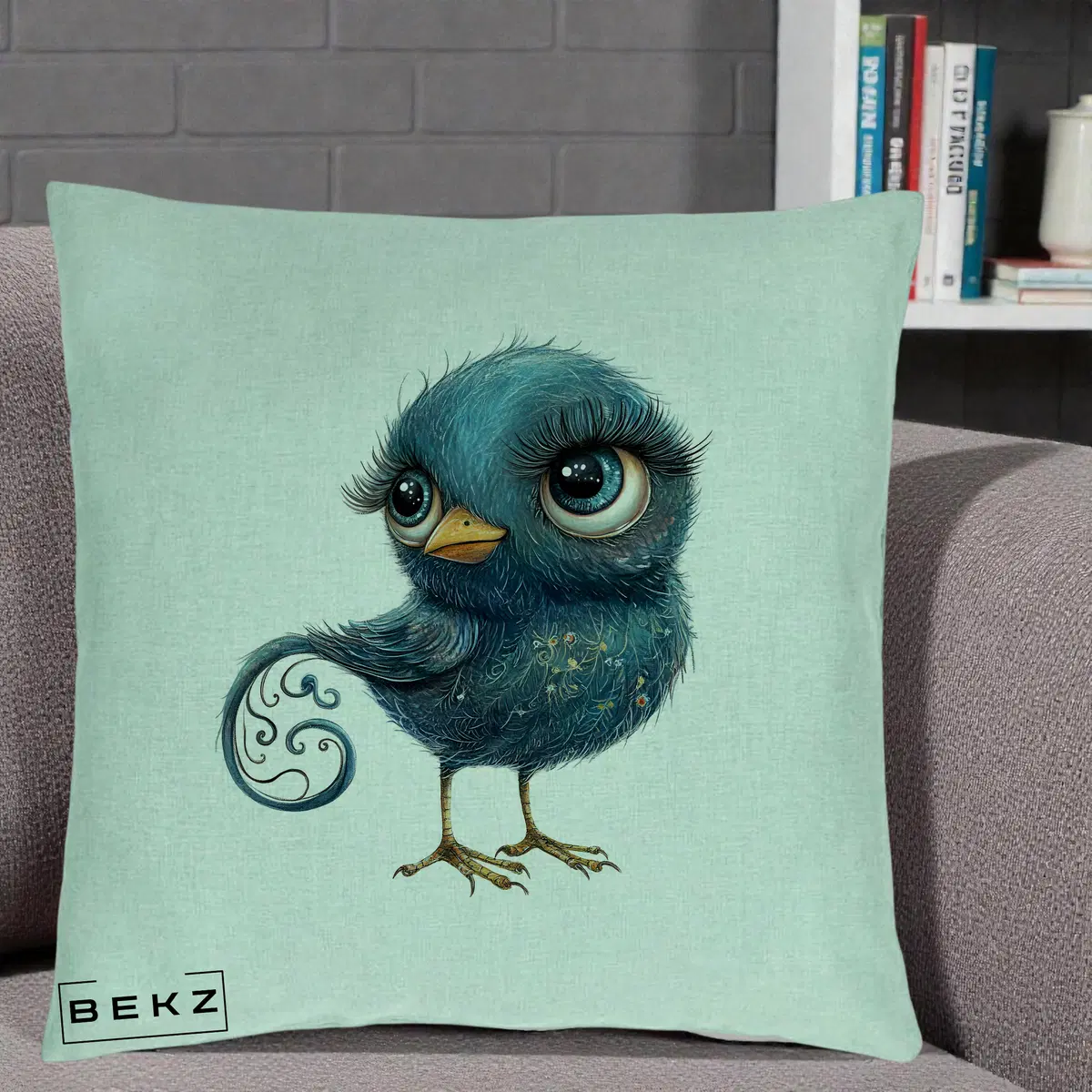 Perna Decorativa Pasare Teal cu Gene si Coada Spiralata, 40x40 cm, Verde Menta, Husa Detasabila, Perna, BEKZ®