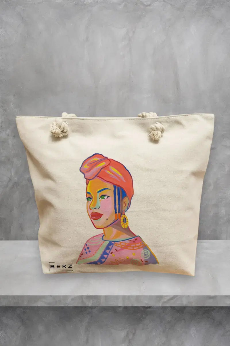 Geanta de Plaja Canvas Tote Bag pentru femei, model Portret Vibrant, 40x51 cm, Bej, BEKZ®
