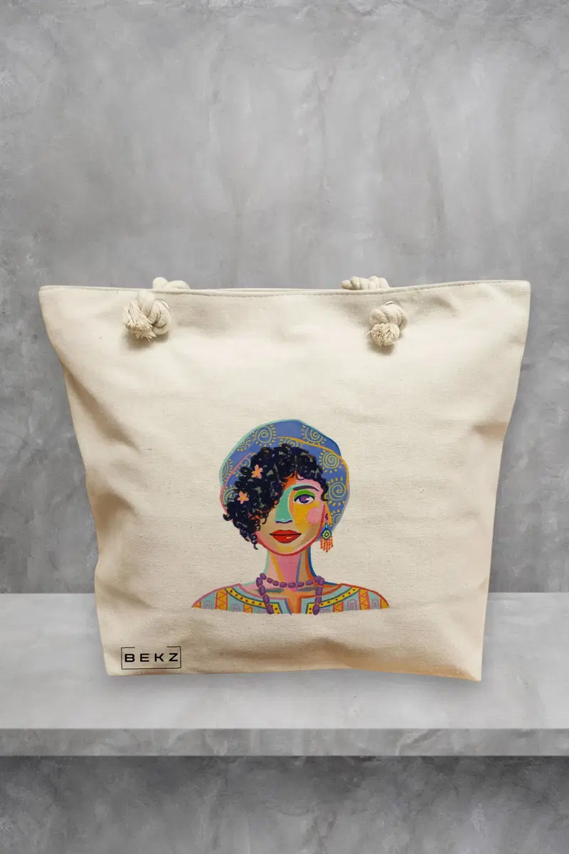 Geanta de Plaja Canvas Tote Bag pentru femei, model Portret Vibrant 5, 40x51 cm, Bej, BEKZ®