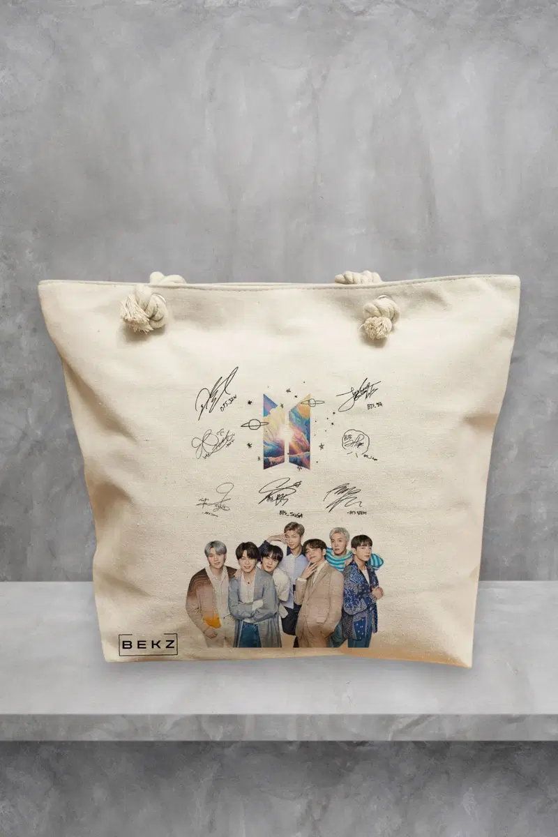 Geanta de Plaja Canvas Tote pentru femei, model BTS Army 9 cu semnaturii, 40x51 cm, Bej, BEKZ®