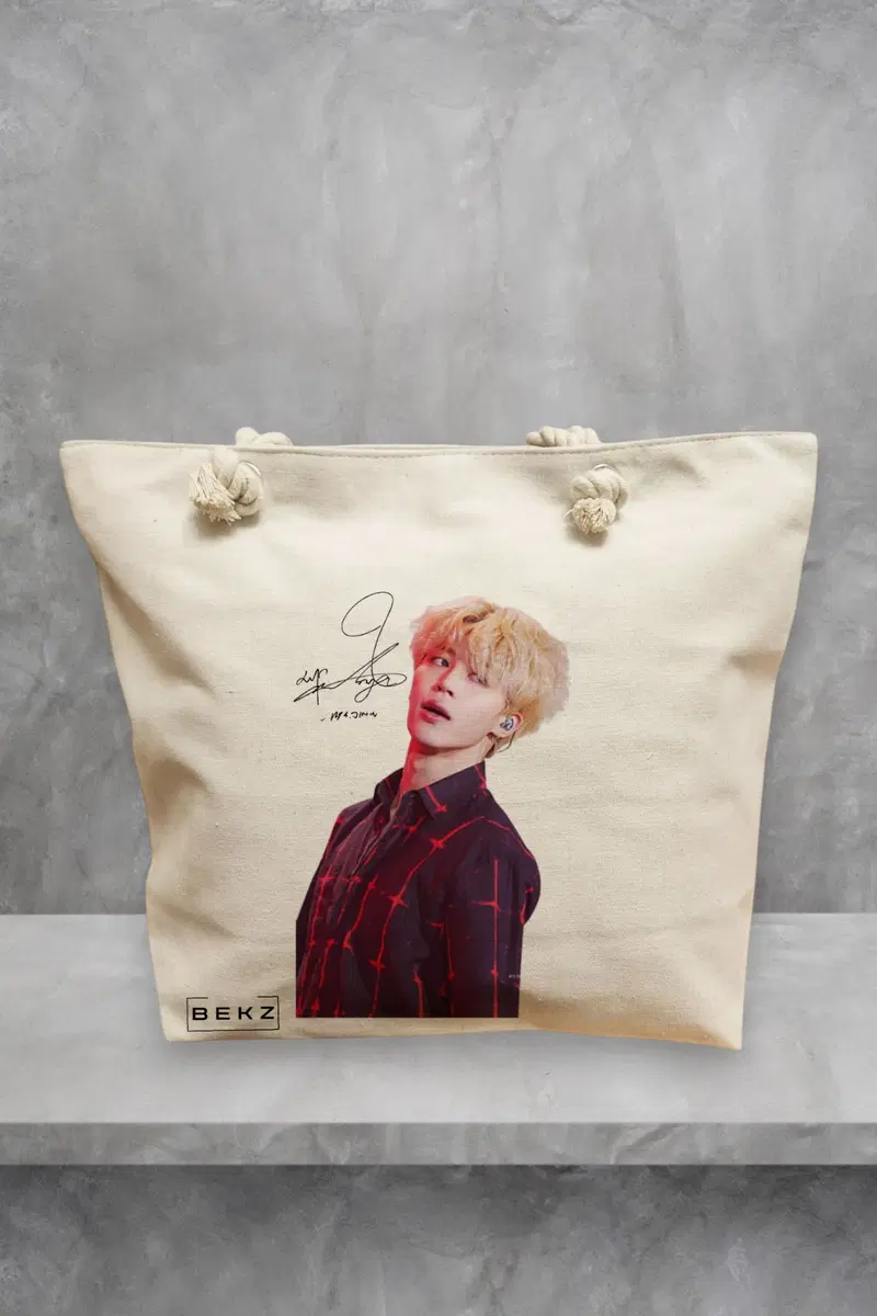 Geanta de Plaja Canvas Tote pentru femei, model BTS Jimin cu semnatura 2, 40x51 cm, Bej, BEKZ®