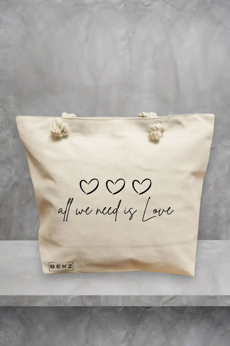 Geanta de Plaja Canvas Tote pentru femei, model All we nee is Love, 40x51 cm, Bej, BEKZ®