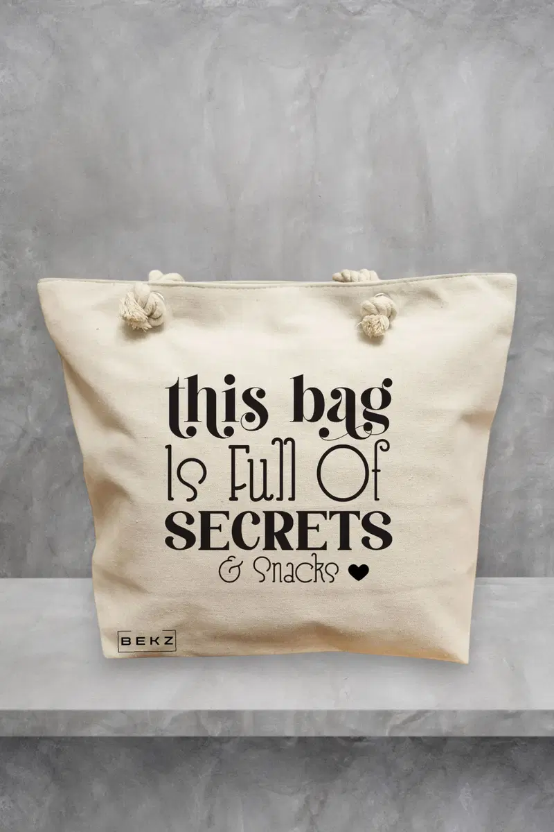 Geanta de Plaja Canvas Tote pentru femei, model Full of secrects and snacks 2, 40x51 cm, Bej, BEKZ®
