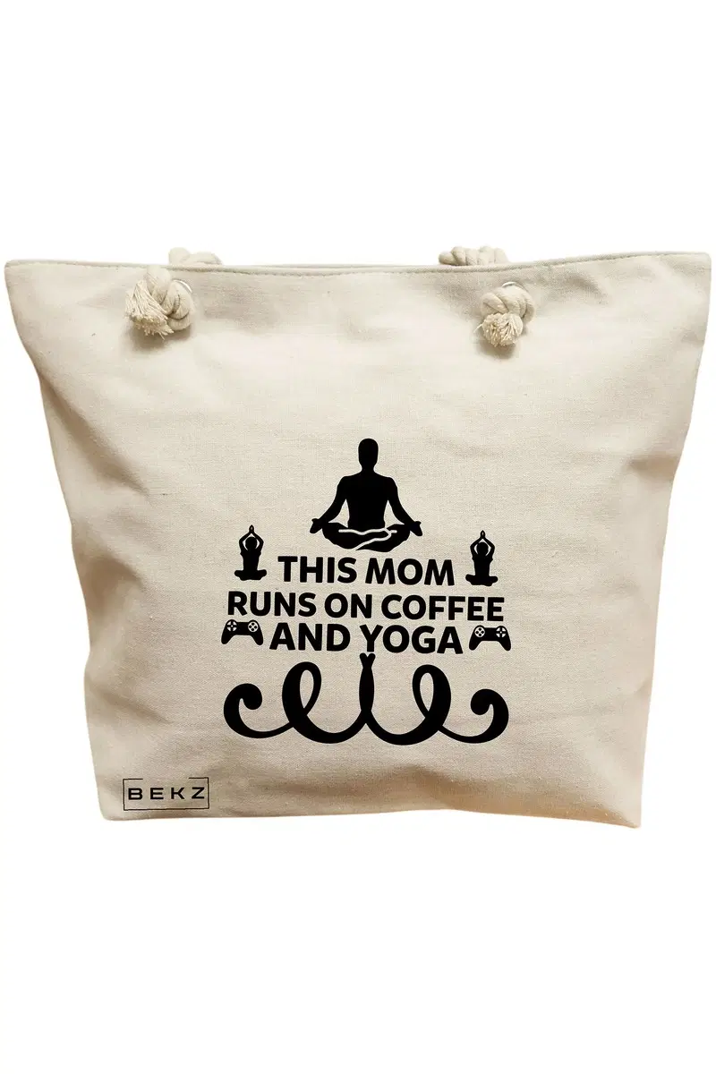 Geanta Canvas Tote pentru femei Yoga This MOM runs on coffe and yoga