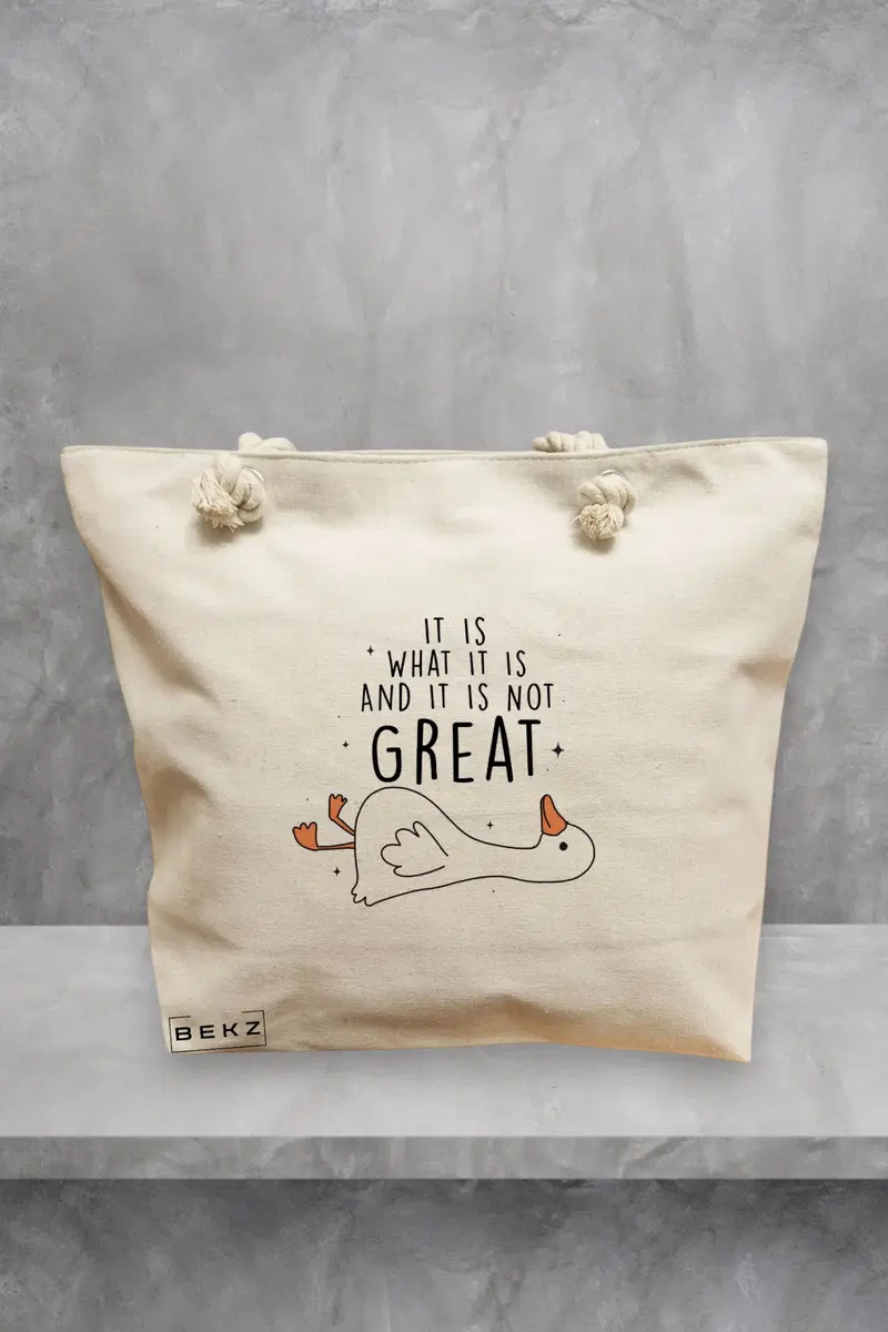 Geanta de Plaja Canvas Tote Bag pentru femei, model It Is Not Great, 40x51 cm, Bej, BEKZ®