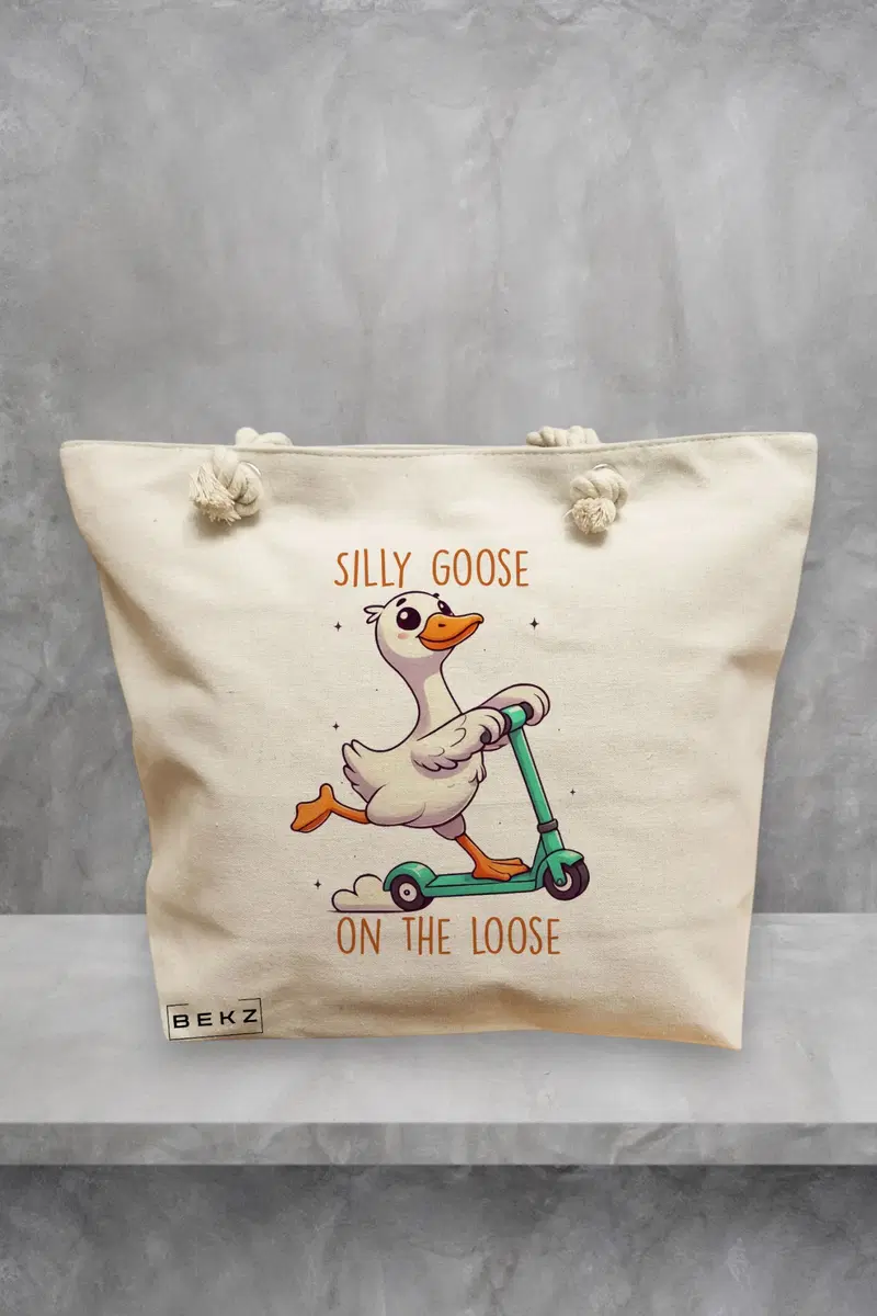 Geanta de Plaja Canvas Tote Bag pentru femei, model Silly Goose Trotineta, 40x51 cm, Bej, BEKZ®